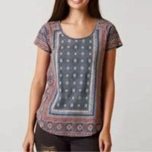 Lucky‎ Brand women’s red and blue linen blouse size Medium